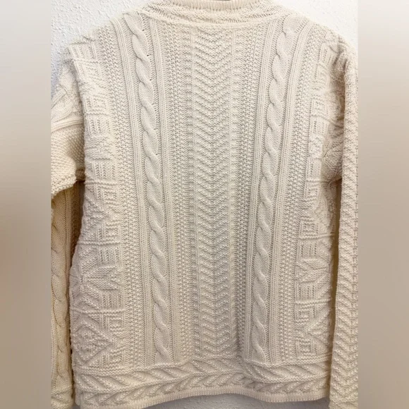 L.L. Bean Vintage Ivory Cable Knit Cardigan Sweater Cotton Size Small - Picture 5 of 12